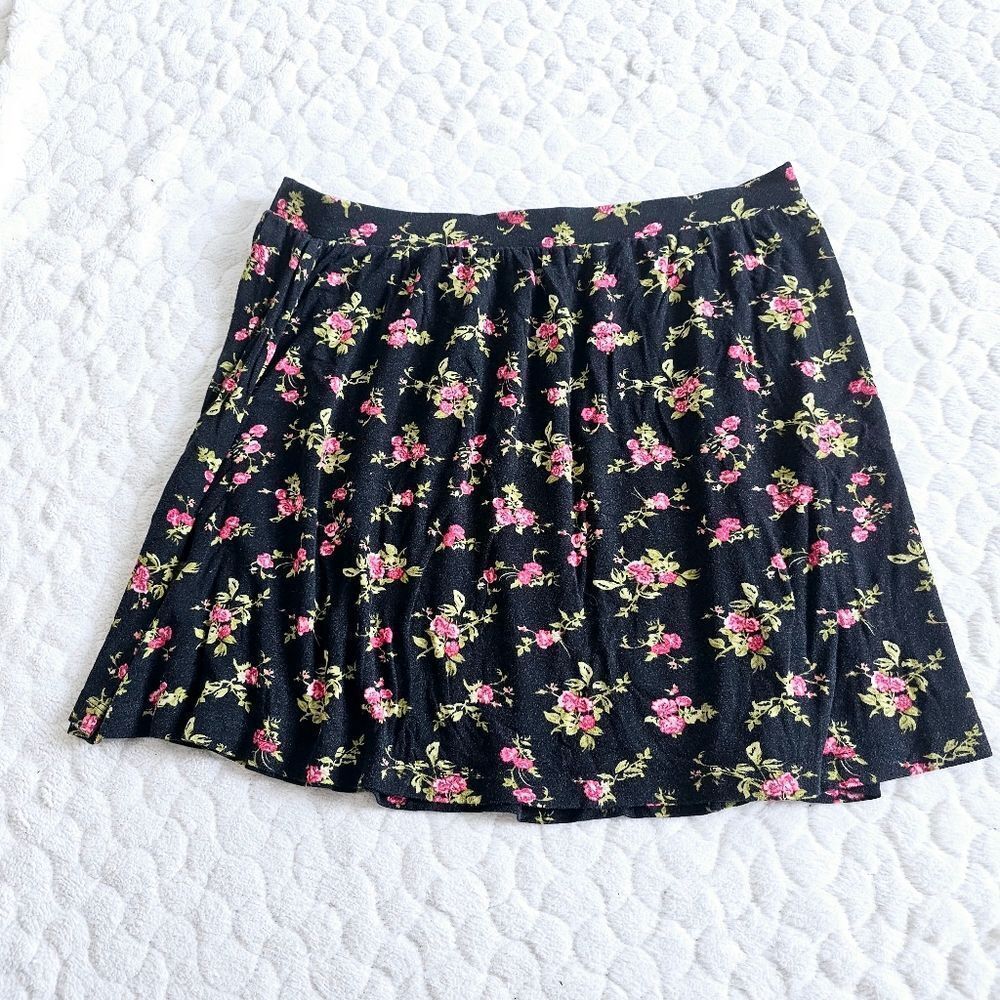 ASOS floral mini skirt flowers pink 8 medium small casual